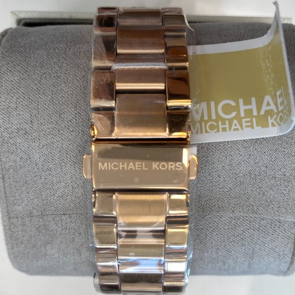 Michael Kors Women\'s Rose Gold Watch MK5727 main image 4